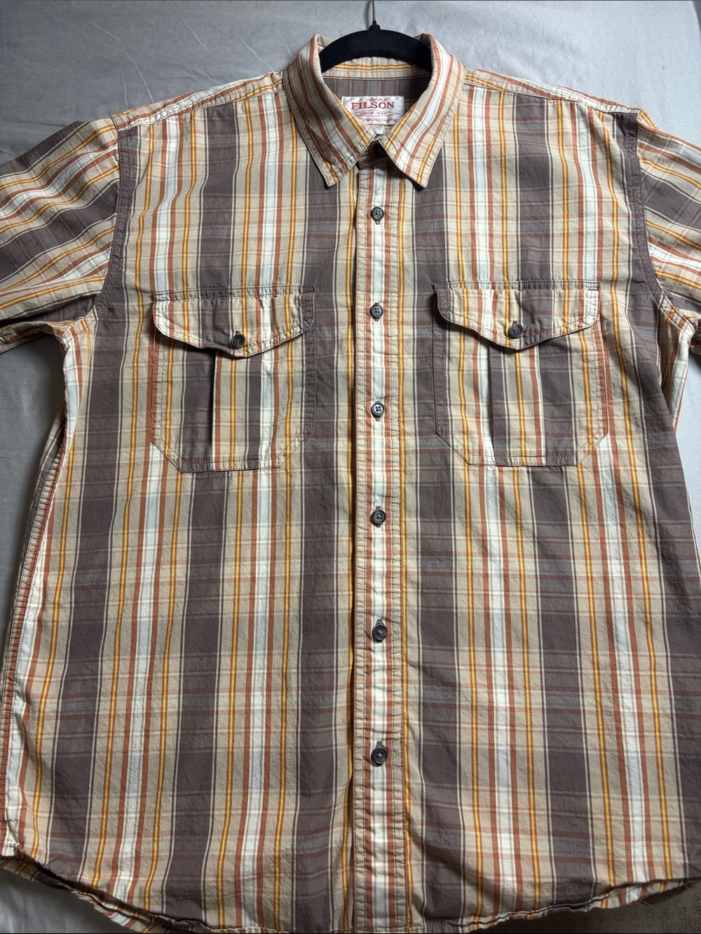 Filson Feathercloth Shirt in brown and cream plaid. Size M